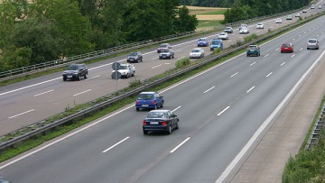 Recht: Verhalten nach einem Autobahnunfall