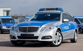 Daimler und Volkswagen: Fast 1.700 neue Fahrzeuge für die Polizei