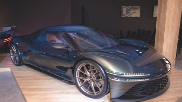 Genesis enthüllte im Juni 2026 das weiterentwickelte Magma GT Concept. Dieser zweisitzige Luxus-Grand-Tourer könnte mit seinem markanten Design eine Kampfansage an etablierte Sportwagenhersteller werden