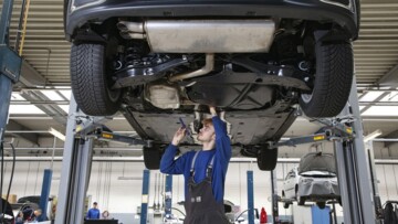 Autoteile werden zunehmend im Internet gekauft.