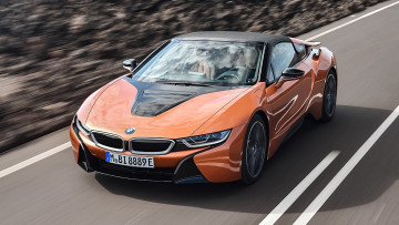 BMW i8 Roadster: Saisonal geöffnet