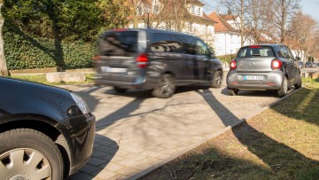 Recht: Nicht den Abwasserschacht zuparken