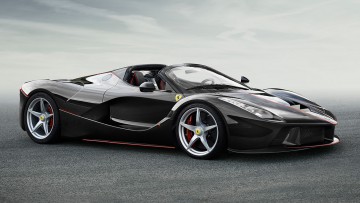 Ferrari-LaFerrari-Aperta-1
