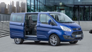 Ford Tourneo Custom Business Edition: Vorfahrt für das Büro