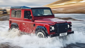 Land Rover: Defender mit 405 PS