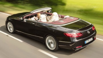 Mercedes überarbeitet S-Klasse Coupé und Cabrio: Siegeszug der Geisterhand