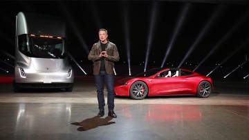 Tesla E-Lkw und Roadster