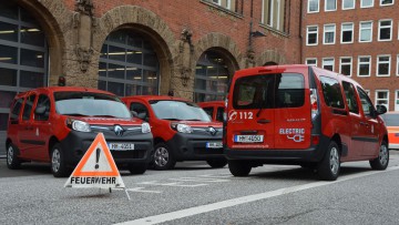 Renault: Feuerwehr Hamburg übernimmt vier Kangoo Z.E.