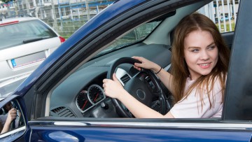 Studie zu Auto- und Radfahrern: Mehr als ein Drittel missachtet Verkehrsregeln