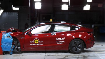 Tesla Model 3 EuroNCAP 