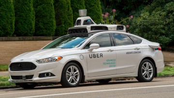 Pittsburgh: Uber startet Roboterwagen-Fahrten mit Passagieren