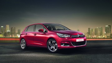 Citroen C4                        
