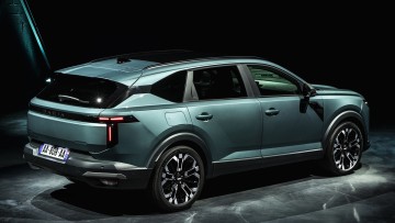 Dacia Striker