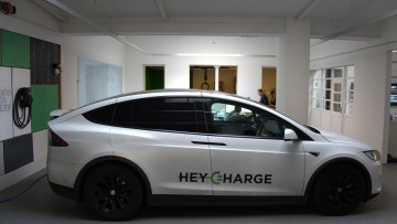 Hey Charge