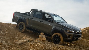 Fahrbericht Toyota Hilux: Ein Weltenbummler macht sich schick