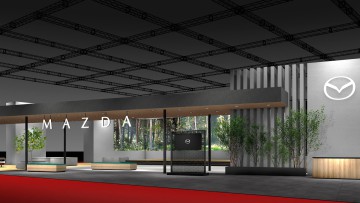 Mazda-Stand mit neuem Mazda-Logo