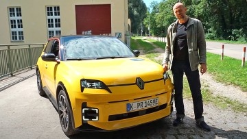 Autoflotte-Chefredakteur Michael Blumenstein hat den neuen Renault 5 E-Tech getestet. 