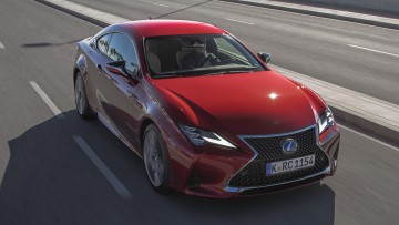 Lexus RC 300h (2020)