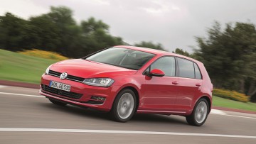 Top-3 der Flottenautos (gesamt) und Importwagen im Oktober