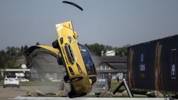 AXA E-Auto-Crashtests