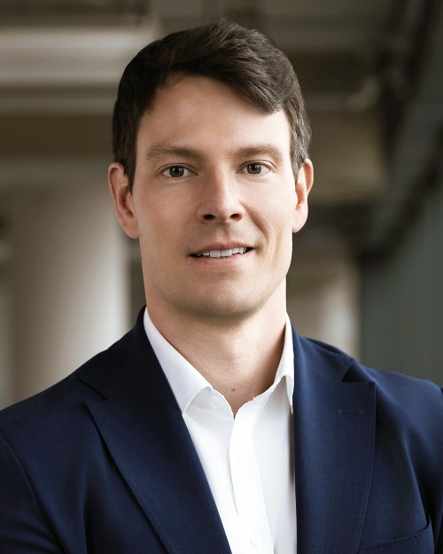 Alexander Lutz, Chief Commercial Director bei Ayvens
