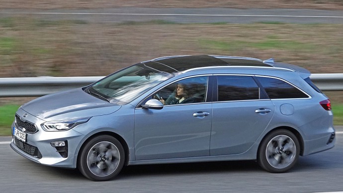 Top 10 Flottenzulassungen Importeure November 2022 Kia Ceed Sportswagon