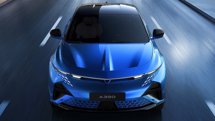 Alpine A390