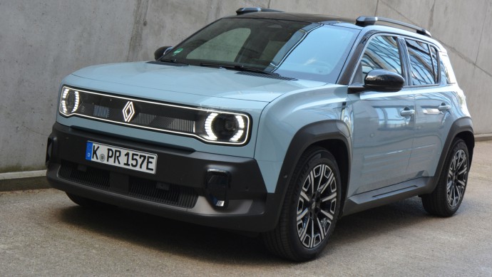 Renault R4 E-Tech Test (2026)