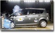 Toyota Corolla Verso Klassenprimus in Sachen Sicherheit Toyota Corolla Verso Klassenprimus in Sachen Sicherheit