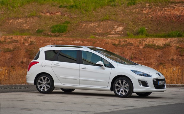 Peugeot_308_SW_620