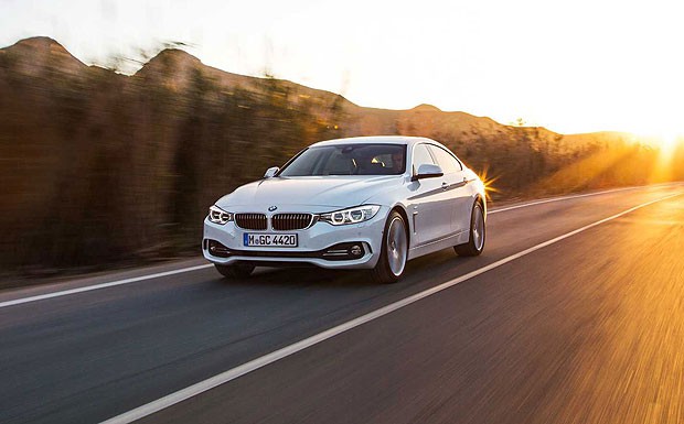 Gesichtsvergleich: Der neue Viertürer BMW 4er Gran Coupe ähnelt in der Fahrzeugfront dem gleichlangen zweitürigen Coupé der Münchner.