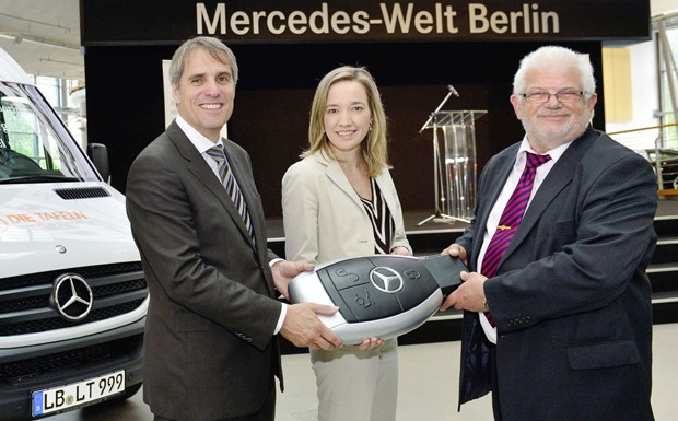 Die Deutsche Tafel erhält den 600. Daimler für die Flotte.