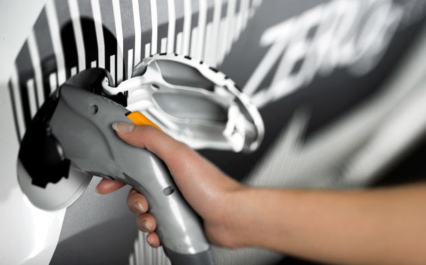 Citroen C-Zero Elektroauto Plug-in