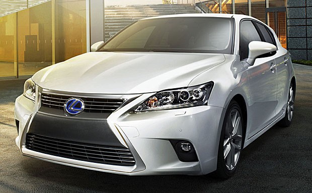 Lexus CT 200h
