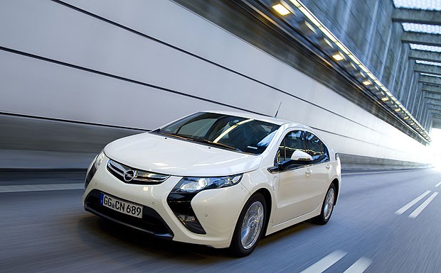 Reicht allein nicht mehr: Opel plant billigeren Stromer als den Ampera.