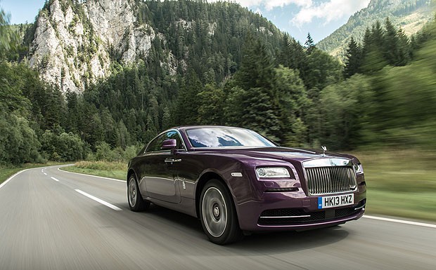 Andere Ansprache: Mit dem Coupé Wraith wendet sich Rolls-Royce explizit an Selbstfahrer.