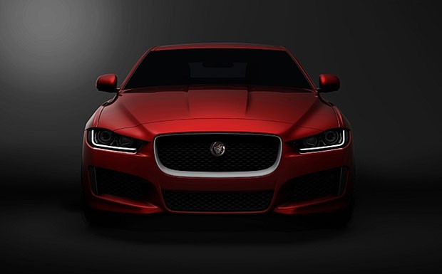 Dunkle Vorgeschichte: Jaguar will in der Mitteklasse mitmischen und schickt 2015 den XE ins Rennen, der sich besser als der X-Type schlagen soll.