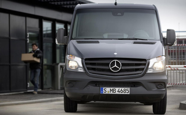 mercedes-sprinter-2013-5