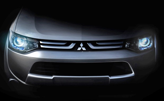 mitsubishi_outlander_2012