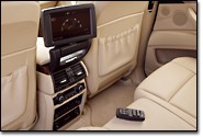 Auto wird zum Entertainment-Center Auto wird zum Entertainment-Center