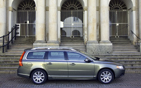 Volvo: Neue V70-Basisausstattung