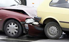 Recht: Urteil: Auffahrender ist nicht immer schuld Crash