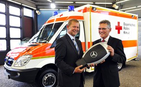 Mercedes-Benz: BRK setzt auf Sprinter Mercedes Rotes Kreuz Sprinter