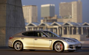 Porsche Panamera Reifen neu Pirelli