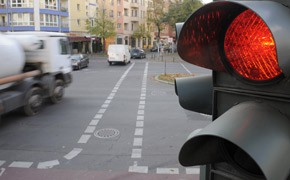 Punkte aus Flensburg: Ramsauer will Verkehrssünderkartei reformieren Rote_Ampeln_Bußgeld_Verkehr