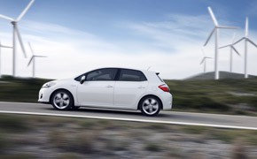 Toyota Auris Hybrid
