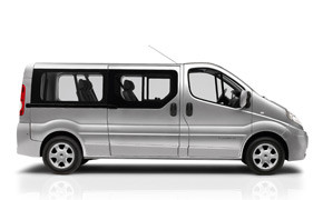 Renault: Trafic Passenger jetzt auch mit langem Radstand Renault: Trafic Passenger jetzt auch mit langem Radstand