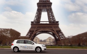 VW Golf bllue e-Motion 