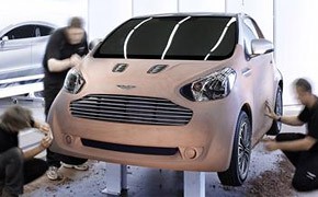 Aston Martin: Kleinwagen-Studie für reiche Pendler Aston Martin Cygnet