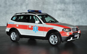 Autosalon: BMW-Retter in Genf BMW_X3_Notarzt